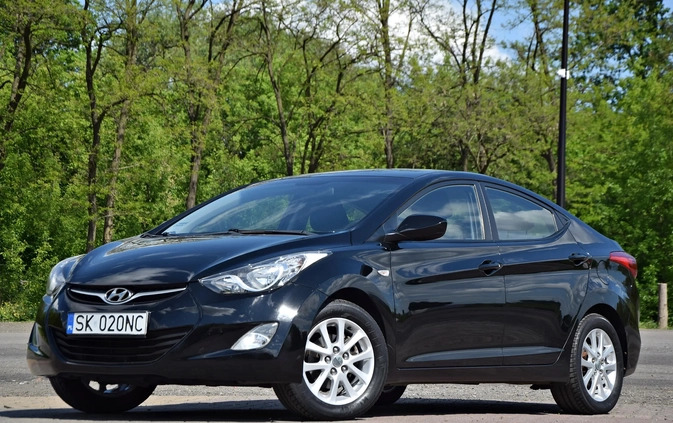 Hyundai Elantra cena 29900 przebieg: 142000, rok produkcji 2011 z Węgorzewo małe 631